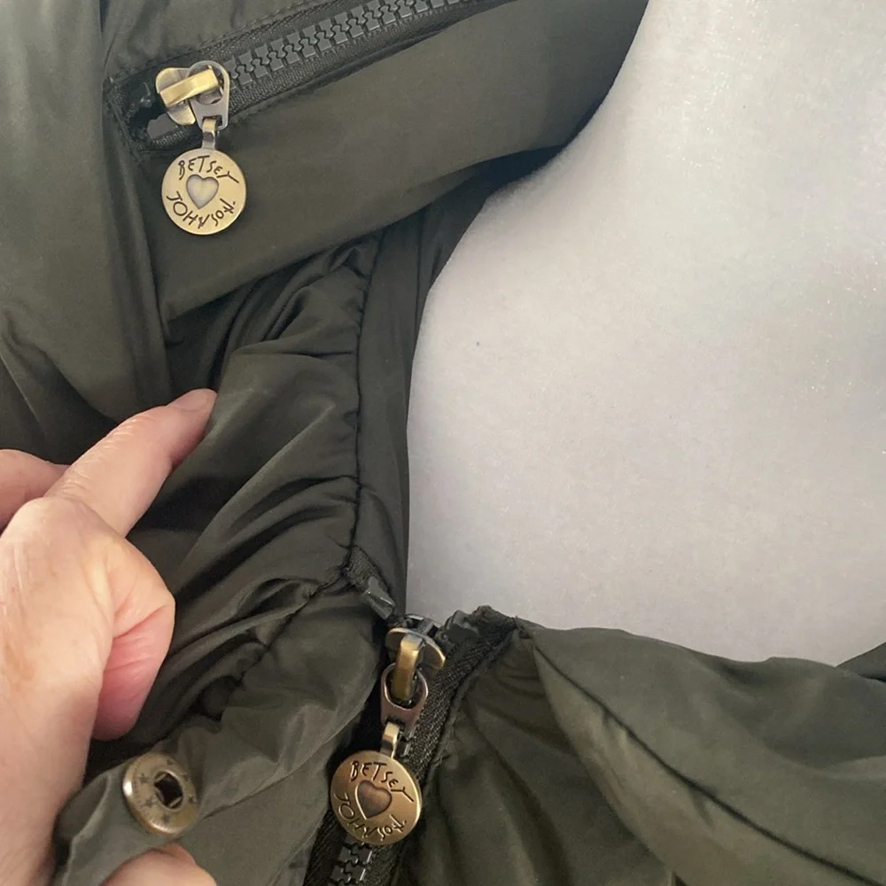 Betsy Johnson coat EXCELLENT condition - Picture 8 of 14